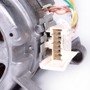 картинка Электродвигатель стиральной машины в Сервисном центре «Близнецов»