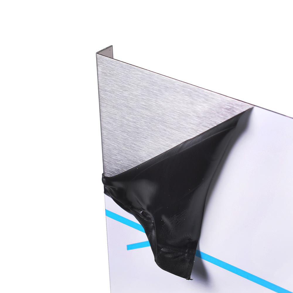 картинка Металлический короб вытяжки в Сервисном центре «Близнецов»