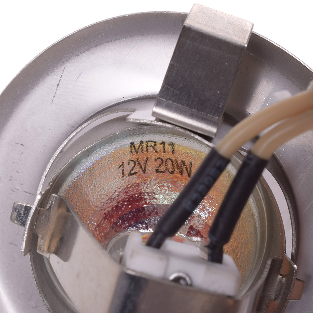 картинка Плафон с галогеновой лампой вытяжки в Сервисном центре «Близнецов»